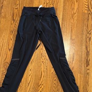 Lined size 4 jogger pant